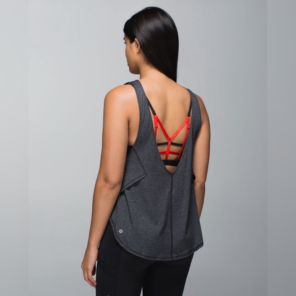 lululemon athletica Seek The Heat Tank Size: 8
